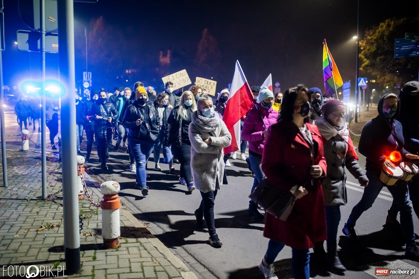 Zdjęcie w galerii na portalu naszraciborz.pl: Kolejny spacer - protest przeszedł ulicami Raciborza [FOTO i WIDEO] wiadomości z regionu