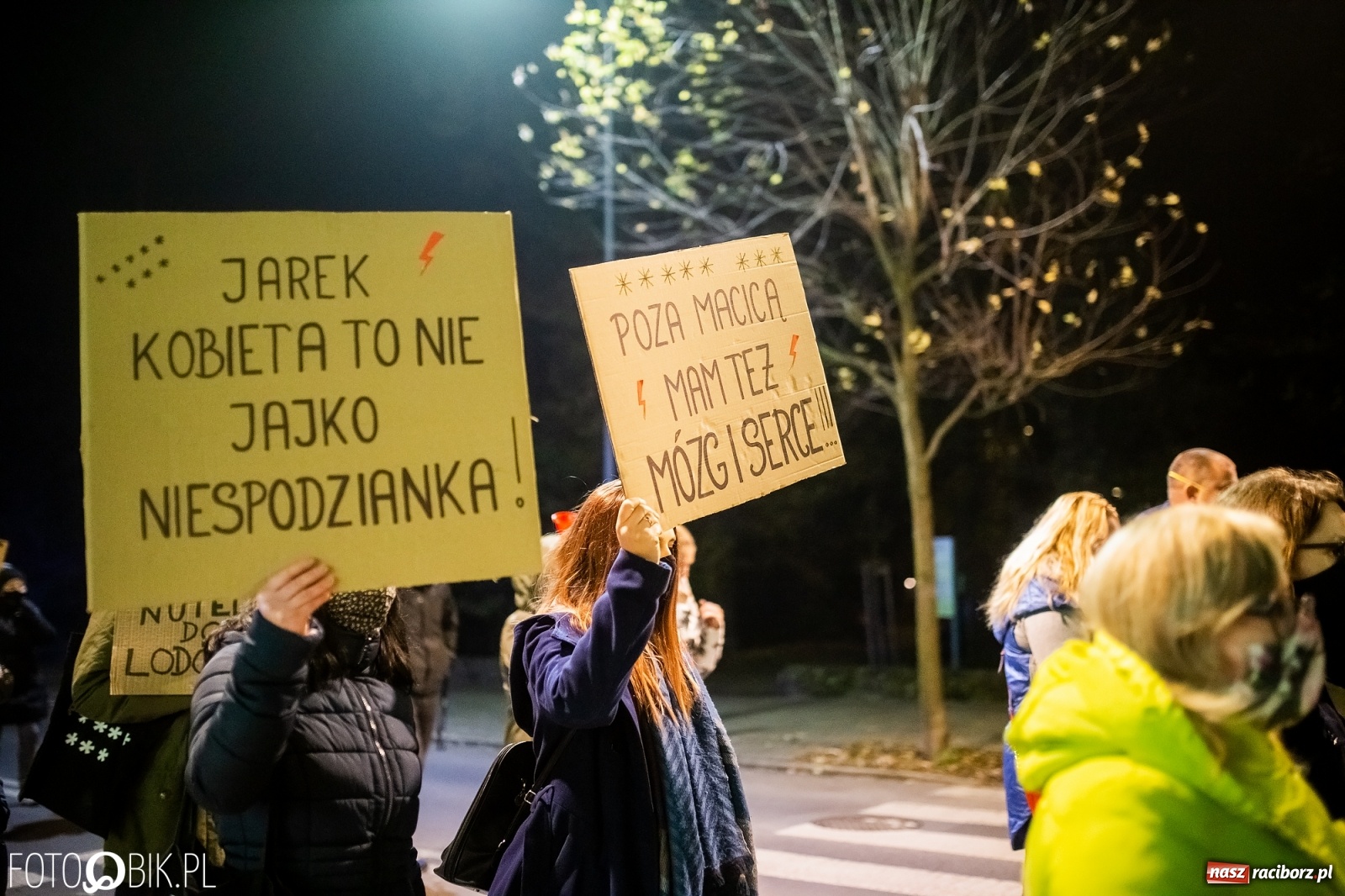 Zdjęcie w galerii na portalu naszraciborz.pl: Kolejny spacer - protest przeszedł ulicami Raciborza [FOTO i WIDEO] wiadomości z regionu