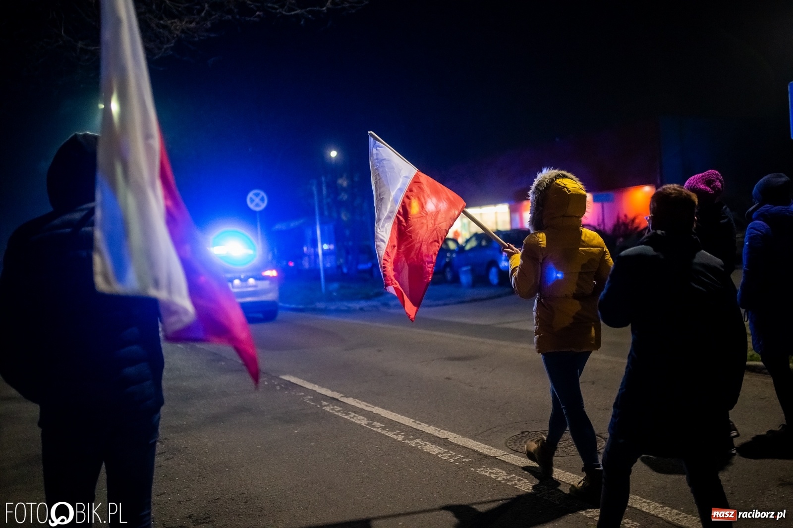 Zdjęcie w galerii na portalu naszraciborz.pl: Kolejny spacer - protest przeszedł ulicami Raciborza [FOTO i WIDEO] wiadomości z regionu