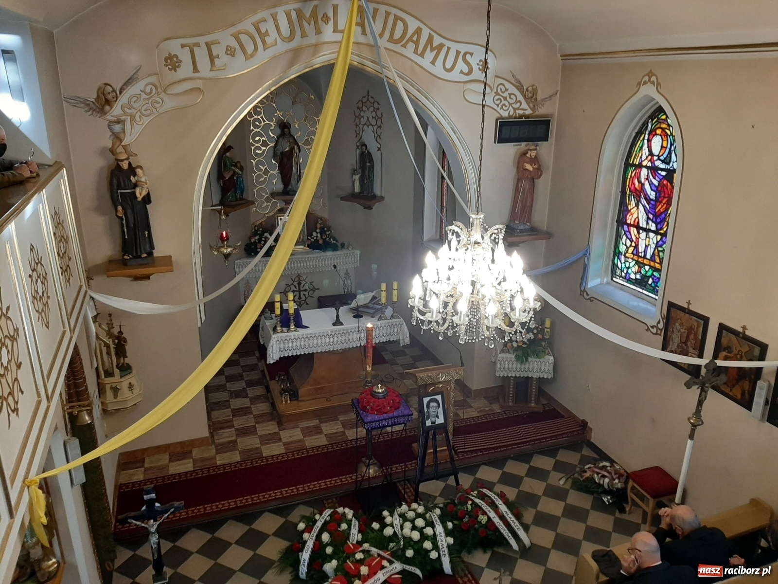 Zdjęcie w galerii na portalu naszraciborz.pl: Ostatnie pożegnanie śp. doktor Marii Wierczek  wiadomości z regionu