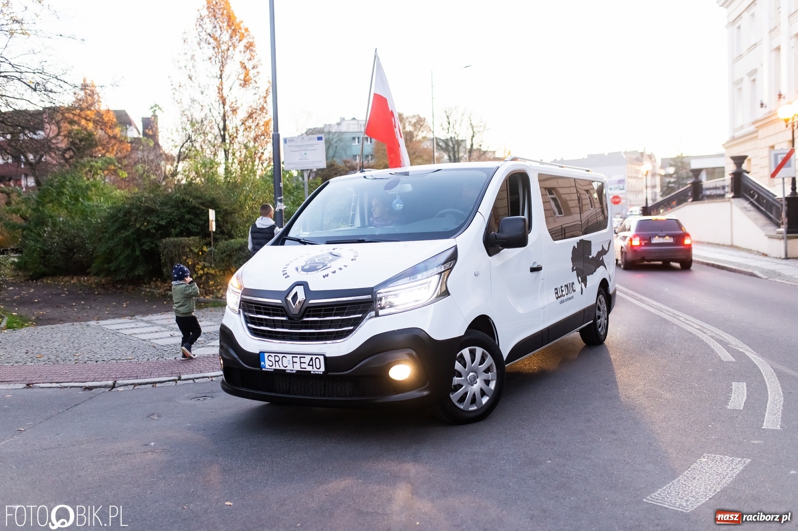Zdjęcie w galerii na portalu naszraciborz.pl: Raciborski Zryw samochodowy [FOTO i WIDEO] wiadomości z regionu