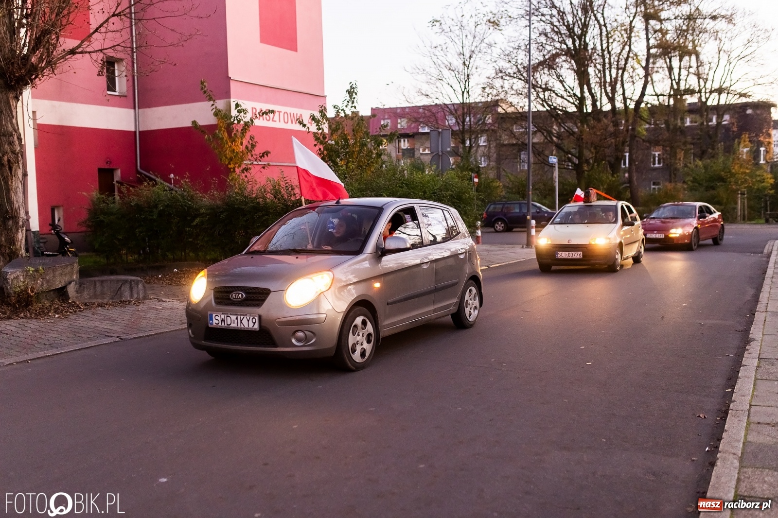 Zdjęcie w galerii na portalu naszraciborz.pl: Raciborski Zryw samochodowy [FOTO i WIDEO] wiadomości z regionu