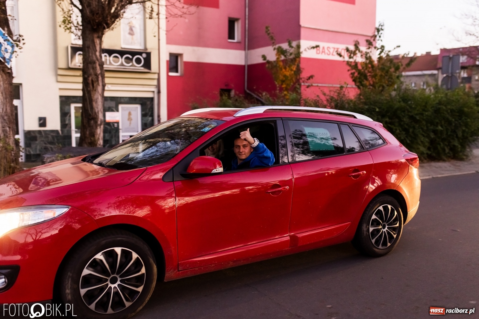 Zdjęcie w galerii na portalu naszraciborz.pl: Raciborski Zryw samochodowy [FOTO i WIDEO] wiadomości z regionu