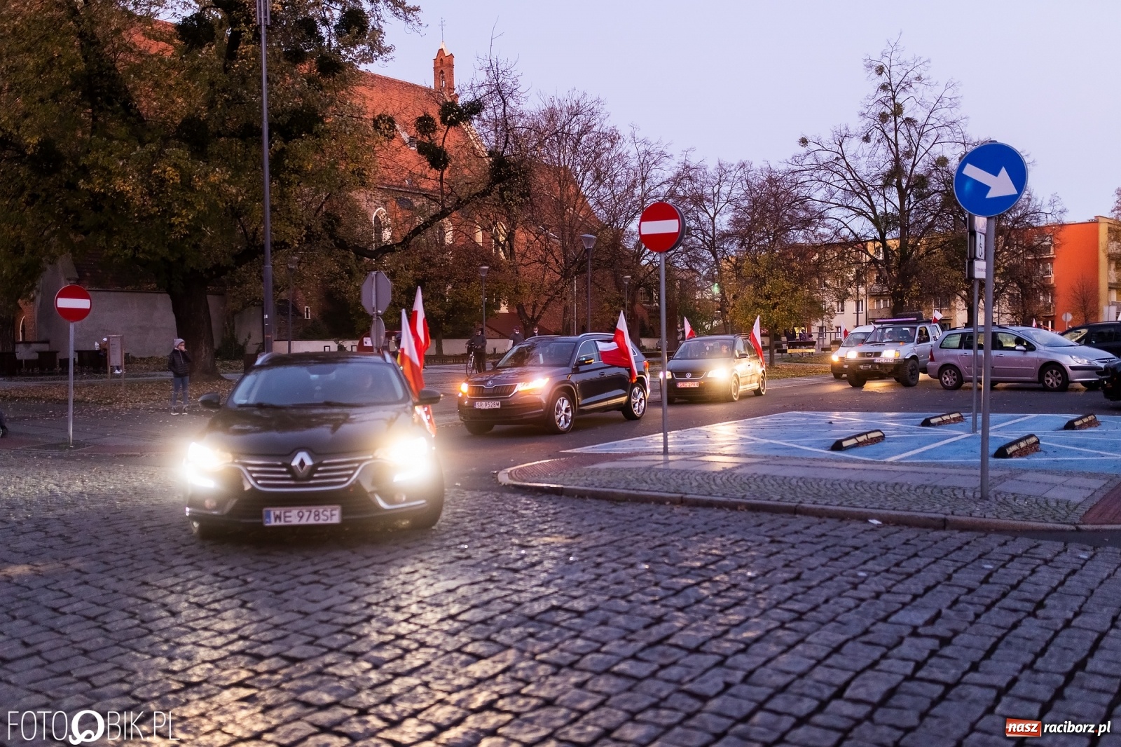 Zdjęcie w galerii na portalu naszraciborz.pl: Raciborski Zryw samochodowy [FOTO i WIDEO] wiadomości z regionu