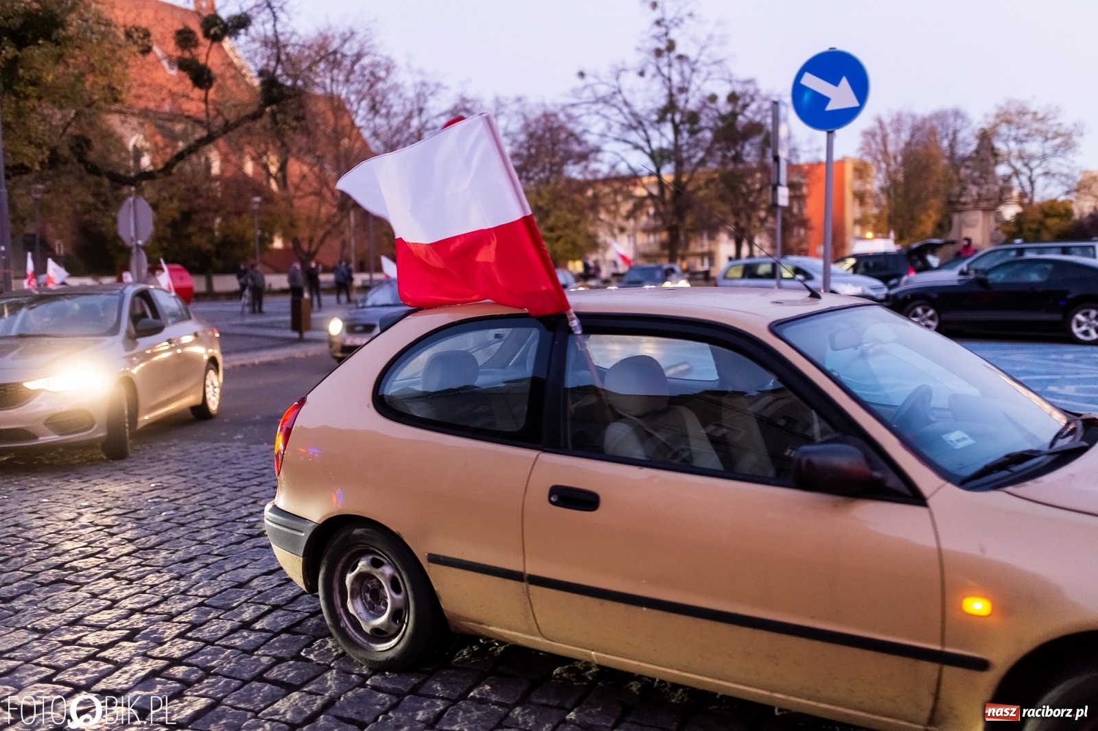 Zdjęcie w galerii na portalu naszraciborz.pl: Raciborski Zryw samochodowy [FOTO i WIDEO] wiadomości z regionu