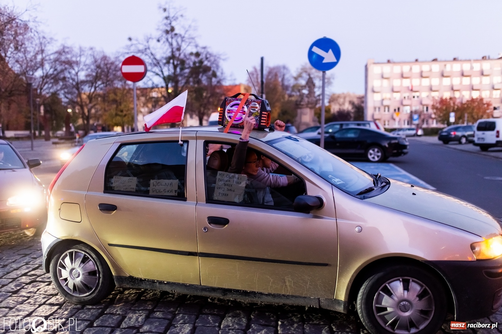 Zdjęcie w galerii na portalu naszraciborz.pl: Raciborski Zryw samochodowy [FOTO i WIDEO] wiadomości z regionu