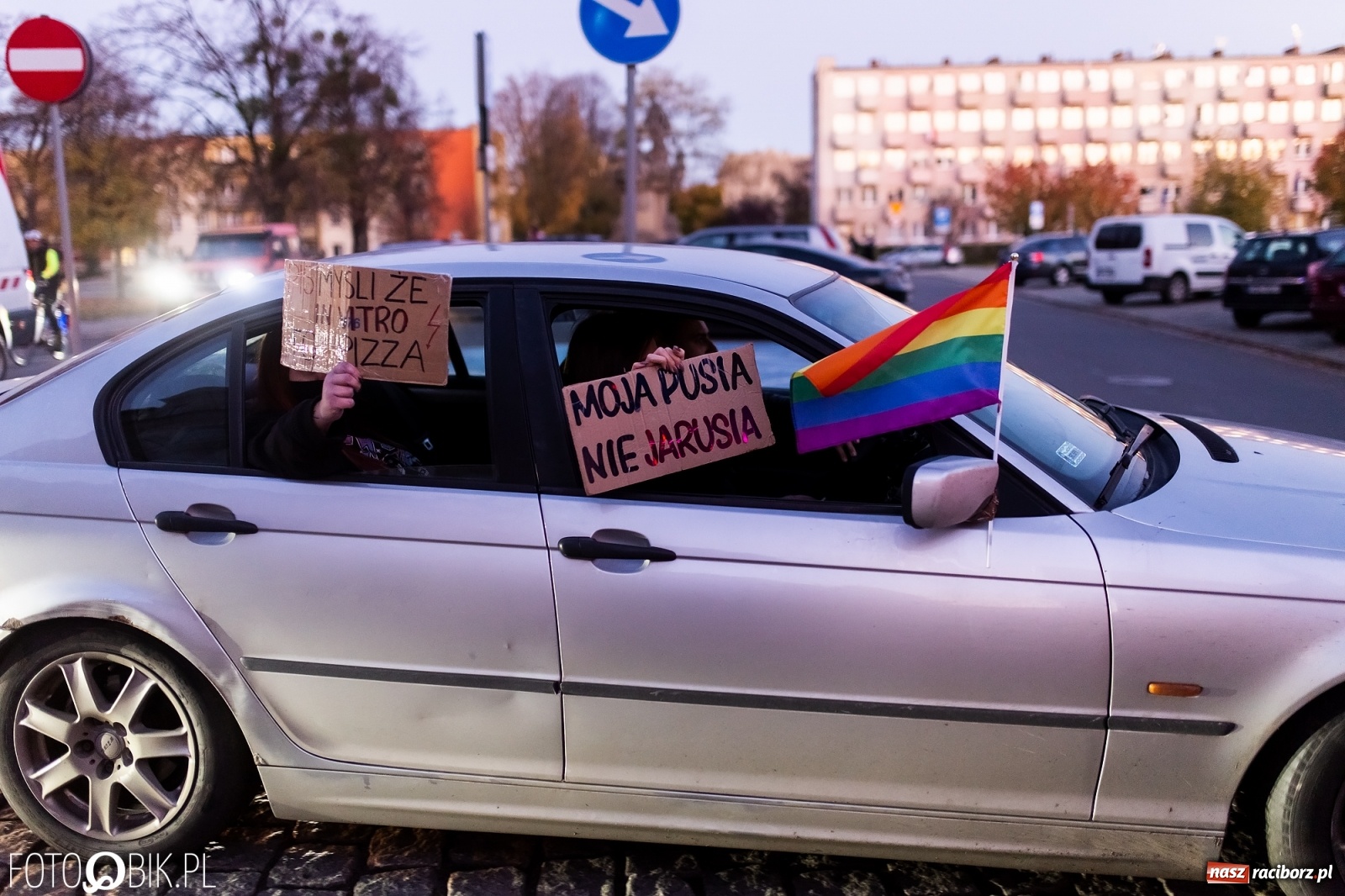 Zdjęcie w galerii na portalu naszraciborz.pl: Raciborski Zryw samochodowy [FOTO i WIDEO] wiadomości z regionu