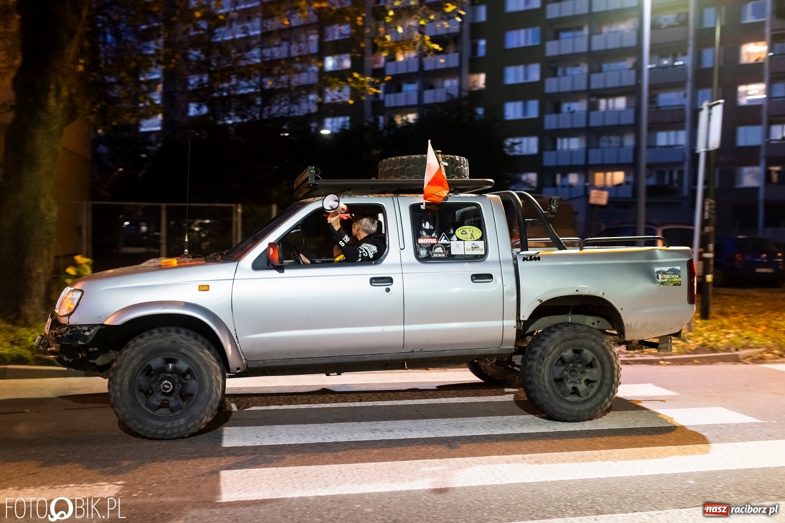 Zdjęcie w galerii na portalu naszraciborz.pl: Raciborski Zryw samochodowy [FOTO i WIDEO] wiadomości z regionu
