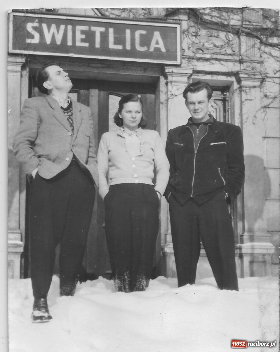 Zdjęcie w galerii na portalu naszraciborz.pl: Kelnerki witały sowieckiego ministra rolnictwa wiadomości z regionu