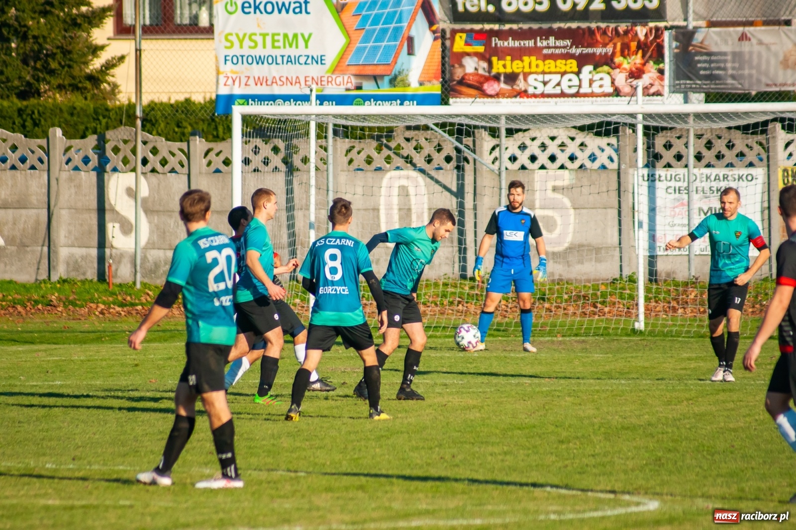 Zdjęcie w galerii na portalu naszraciborz.pl: Klasa okręgowa. Czarni Gorzyce lepsi w hicie kolejki [FOTO] wiadomości z regionu