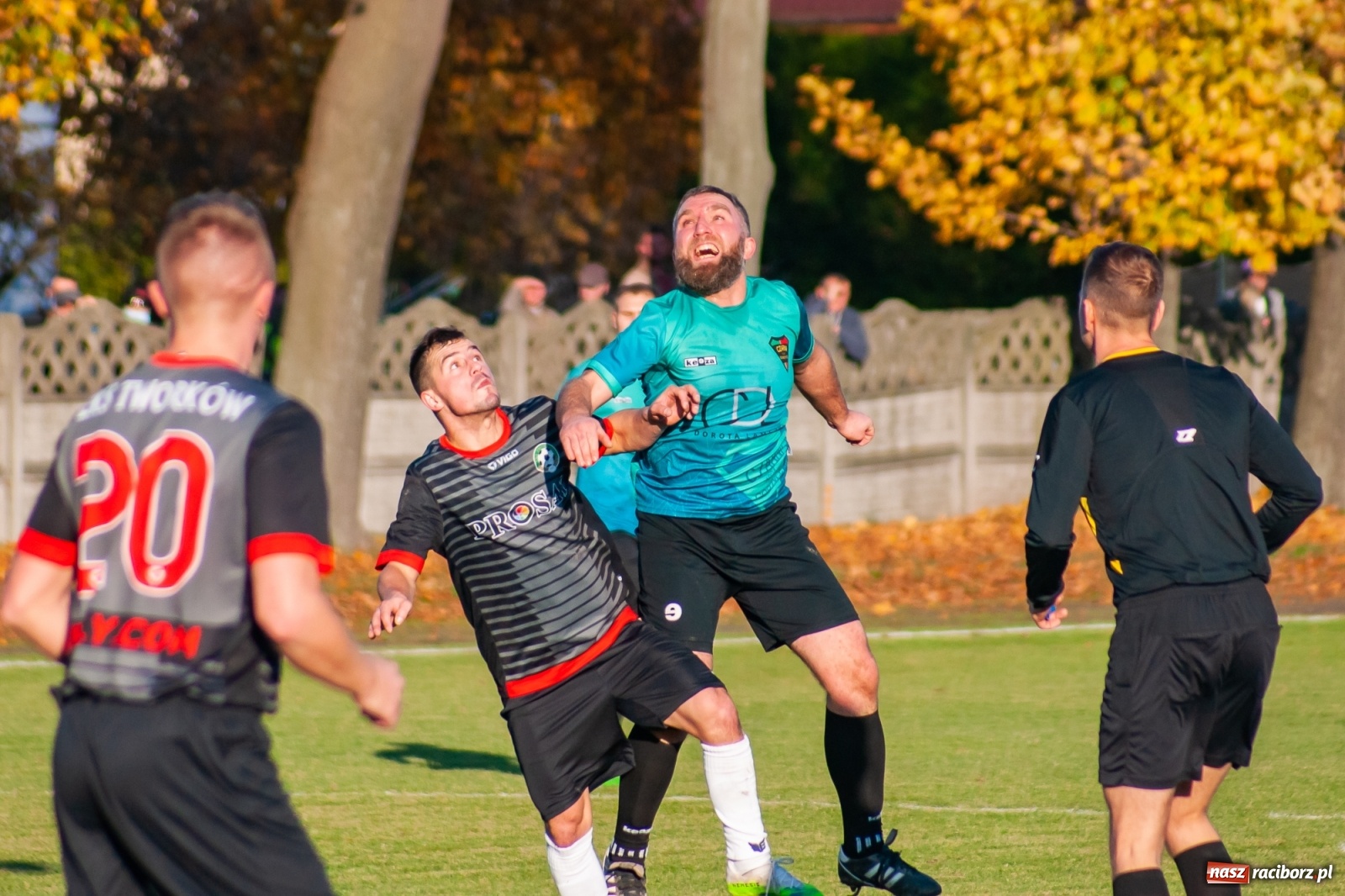 Zdjęcie w galerii na portalu naszraciborz.pl: Klasa okręgowa. Czarni Gorzyce lepsi w hicie kolejki [FOTO] wiadomości z regionu