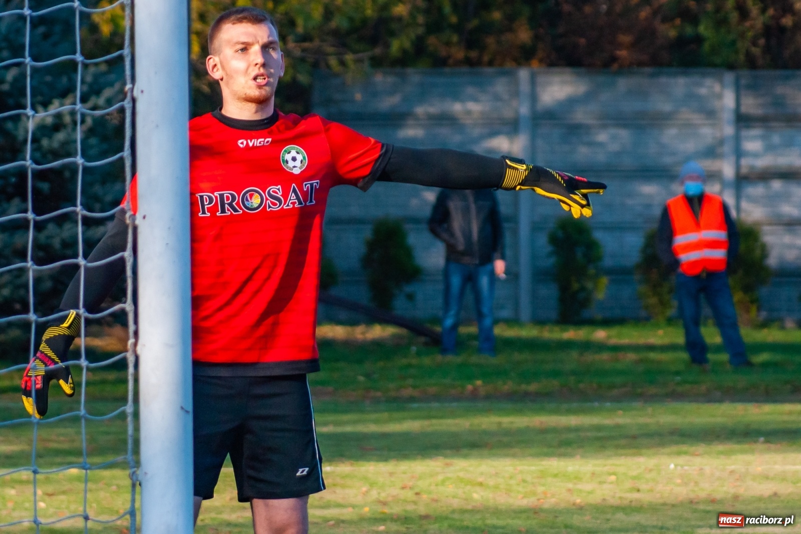 Zdjęcie w galerii na portalu naszraciborz.pl: Klasa okręgowa. Czarni Gorzyce lepsi w hicie kolejki [FOTO] wiadomości z regionu