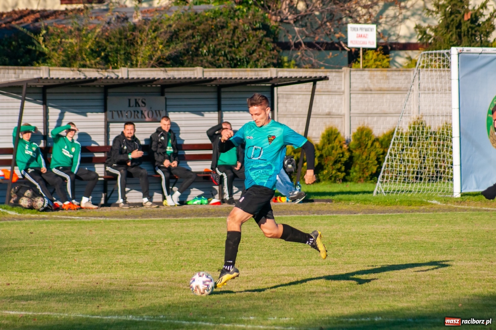 Zdjęcie w galerii na portalu naszraciborz.pl: Klasa okręgowa. Czarni Gorzyce lepsi w hicie kolejki [FOTO] wiadomości z regionu