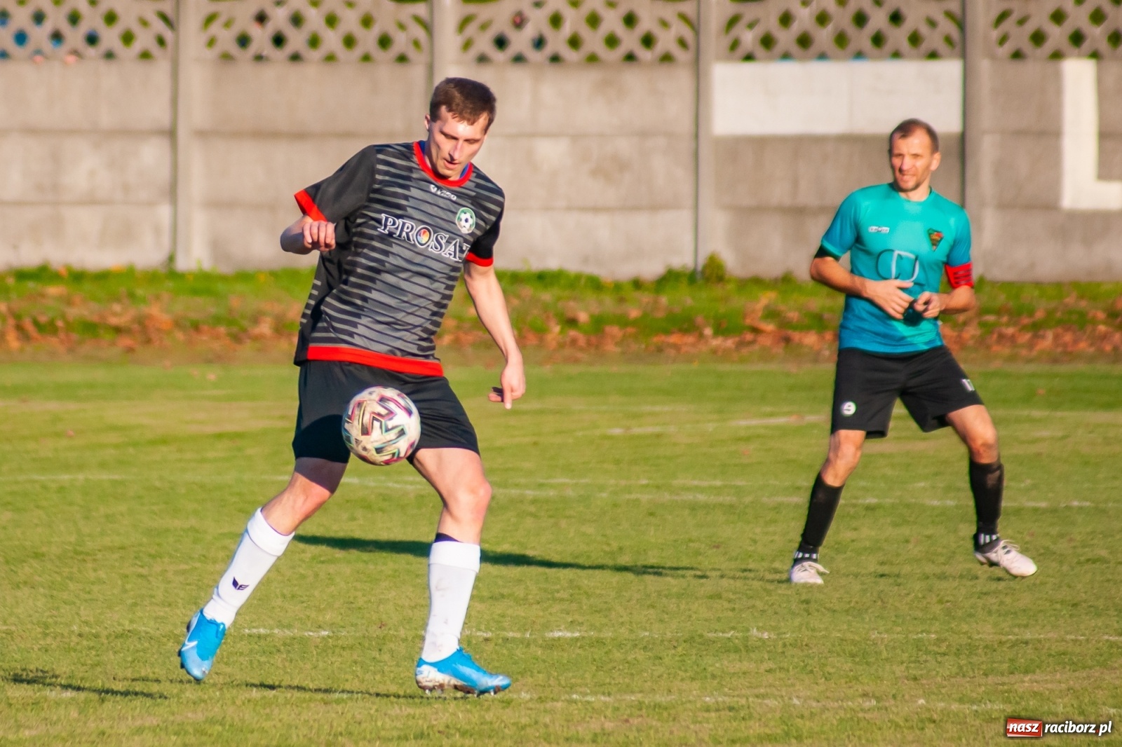 Zdjęcie w galerii na portalu naszraciborz.pl: Klasa okręgowa. Czarni Gorzyce lepsi w hicie kolejki [FOTO] wiadomości z regionu