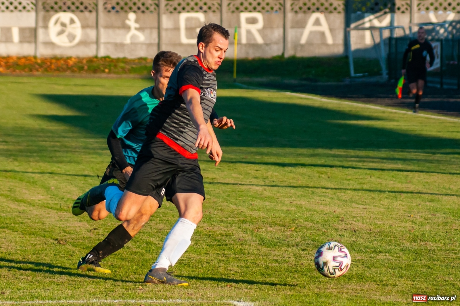 Zdjęcie w galerii na portalu naszraciborz.pl: Klasa okręgowa. Czarni Gorzyce lepsi w hicie kolejki [FOTO] wiadomości z regionu