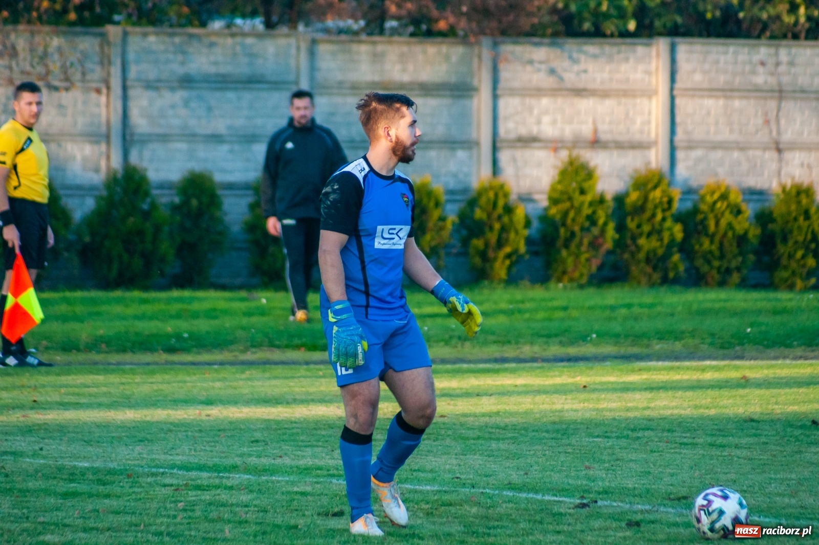 Zdjęcie w galerii na portalu naszraciborz.pl: Klasa okręgowa. Czarni Gorzyce lepsi w hicie kolejki [FOTO] wiadomości z regionu