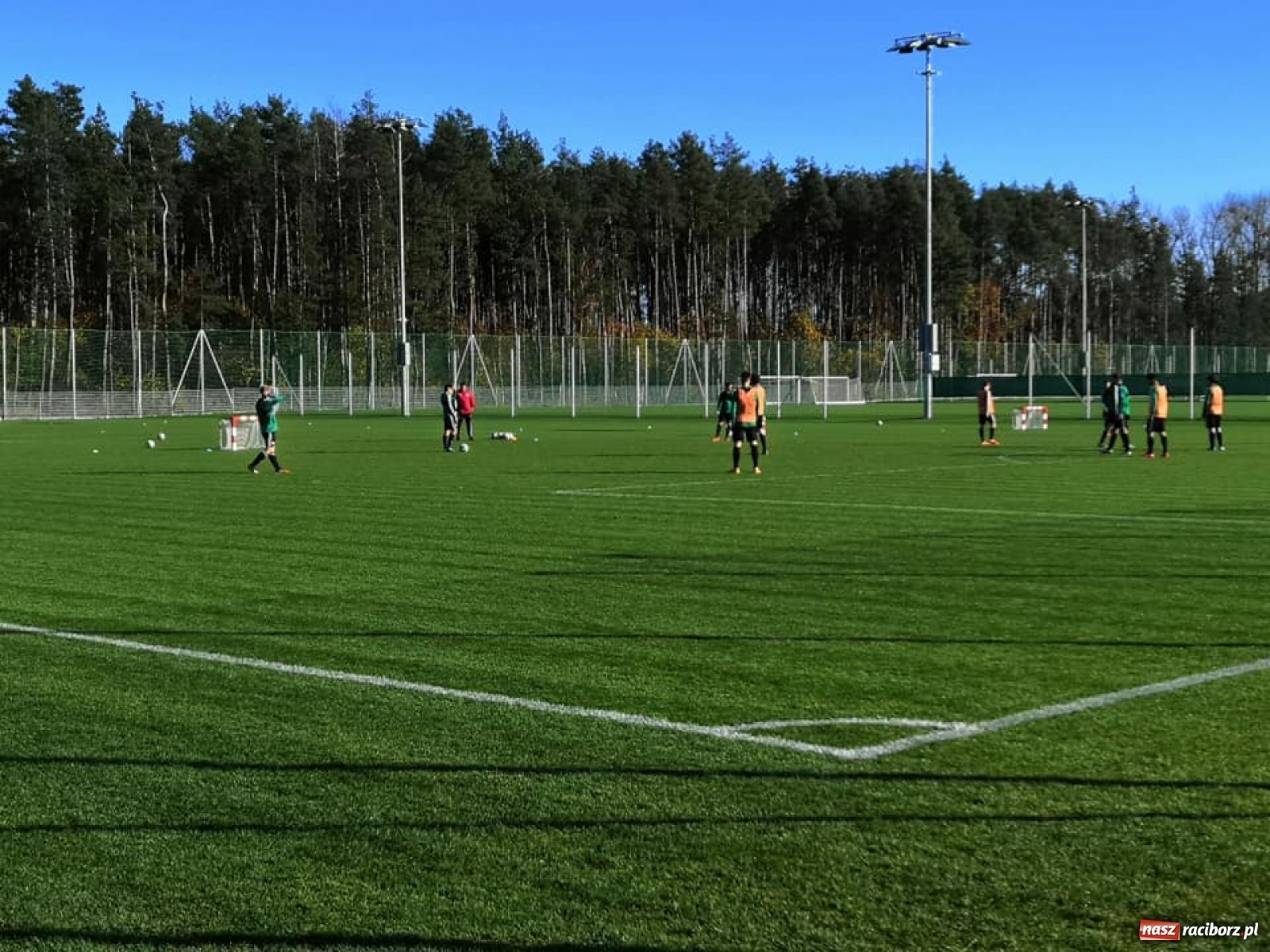 Zdjęcie w galerii na portalu naszraciborz.pl: Trener LKS Tworków na stażu w Legii Warszawa wiadomości z regionu
