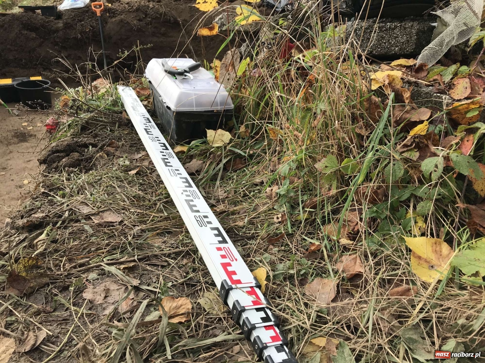 Zdjęcie w galerii na portalu naszraciborz.pl: TVP o ekshumacjach IPN w Raciborzu  wiadomości z regionu