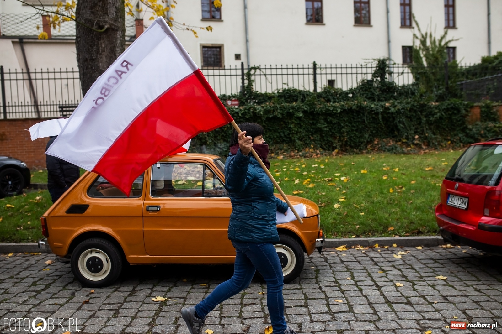 Zdjęcie w galerii na portalu naszraciborz.pl: Spontaniczny przejazd patriotyczny na Święto Niepodległości wiadomości z regionu