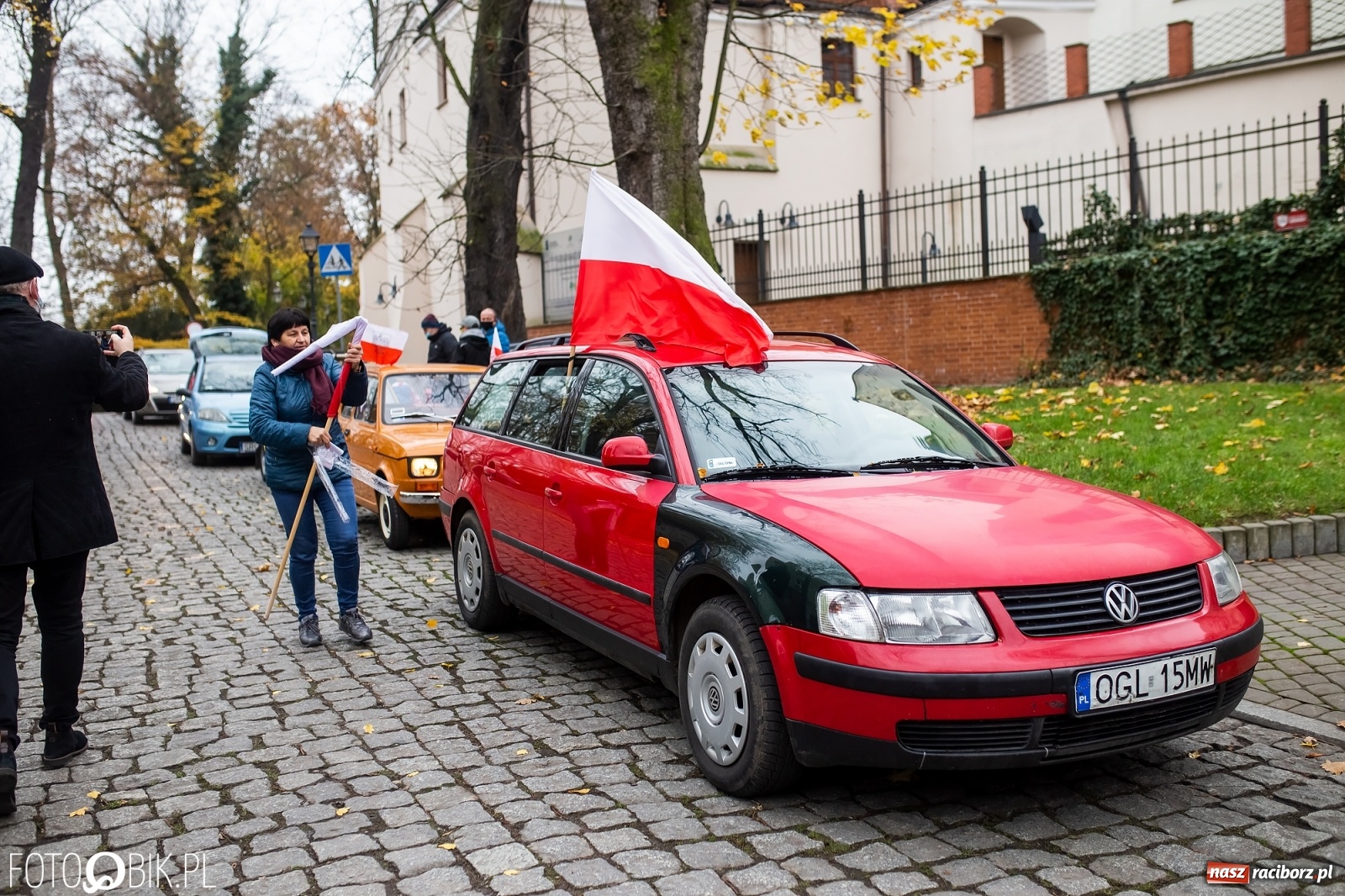 Zdjęcie w galerii na portalu naszraciborz.pl: Spontaniczny przejazd patriotyczny na Święto Niepodległości wiadomości z regionu