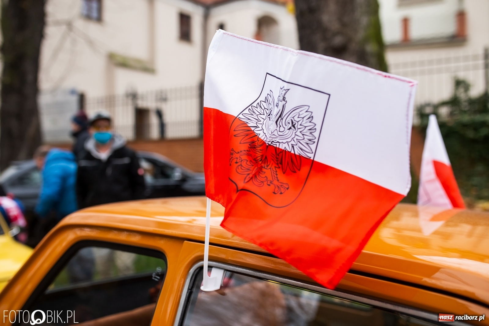 Zdjęcie w galerii na portalu naszraciborz.pl: Spontaniczny przejazd patriotyczny na Święto Niepodległości wiadomości z regionu
