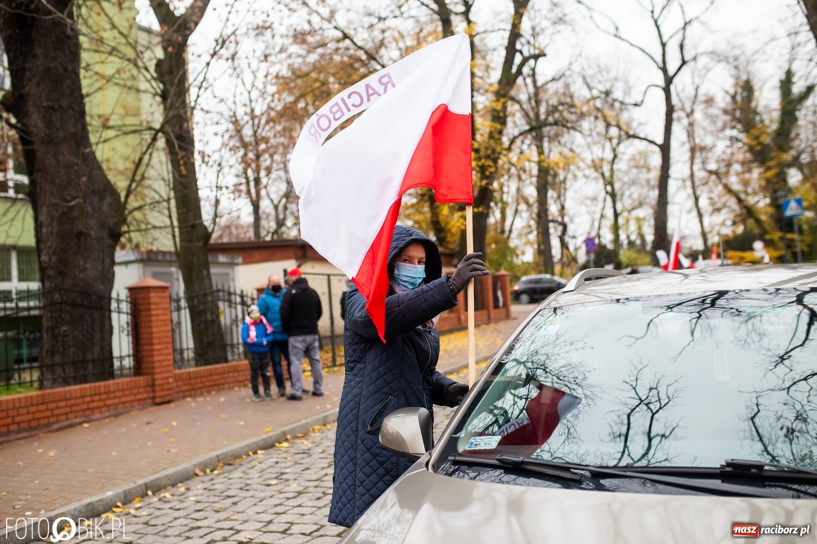 Zdjęcie w galerii na portalu naszraciborz.pl: Spontaniczny przejazd patriotyczny na Święto Niepodległości wiadomości z regionu