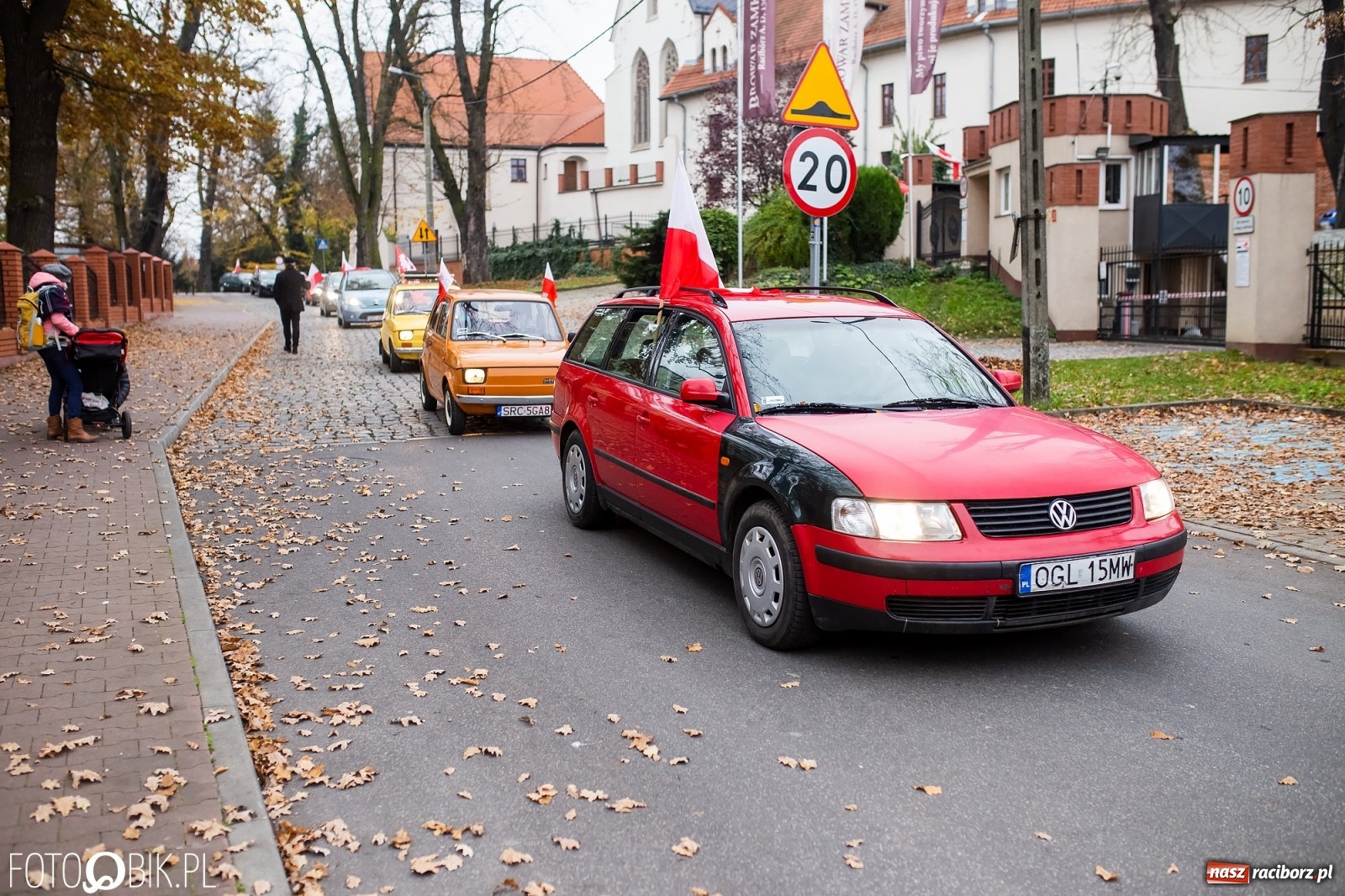 Zdjęcie w galerii na portalu naszraciborz.pl: Spontaniczny przejazd patriotyczny na Święto Niepodległości wiadomości z regionu