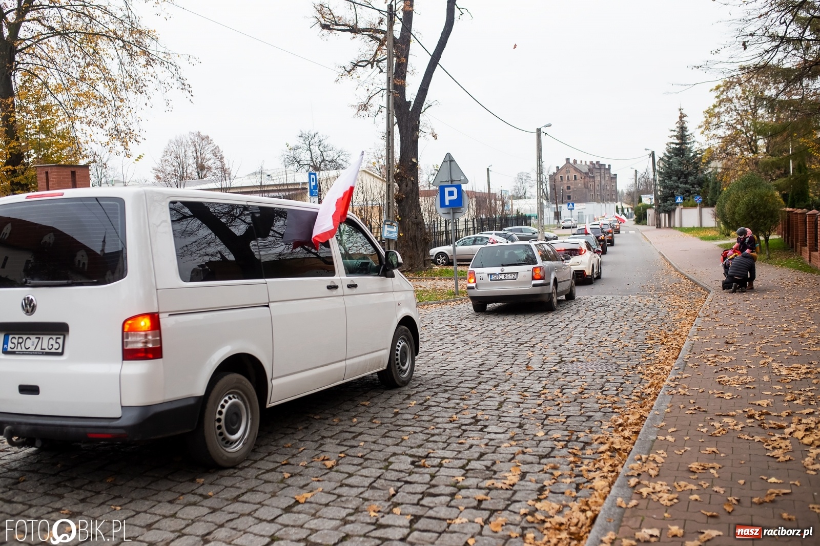 Zdjęcie w galerii na portalu naszraciborz.pl: Spontaniczny przejazd patriotyczny na Święto Niepodległości wiadomości z regionu