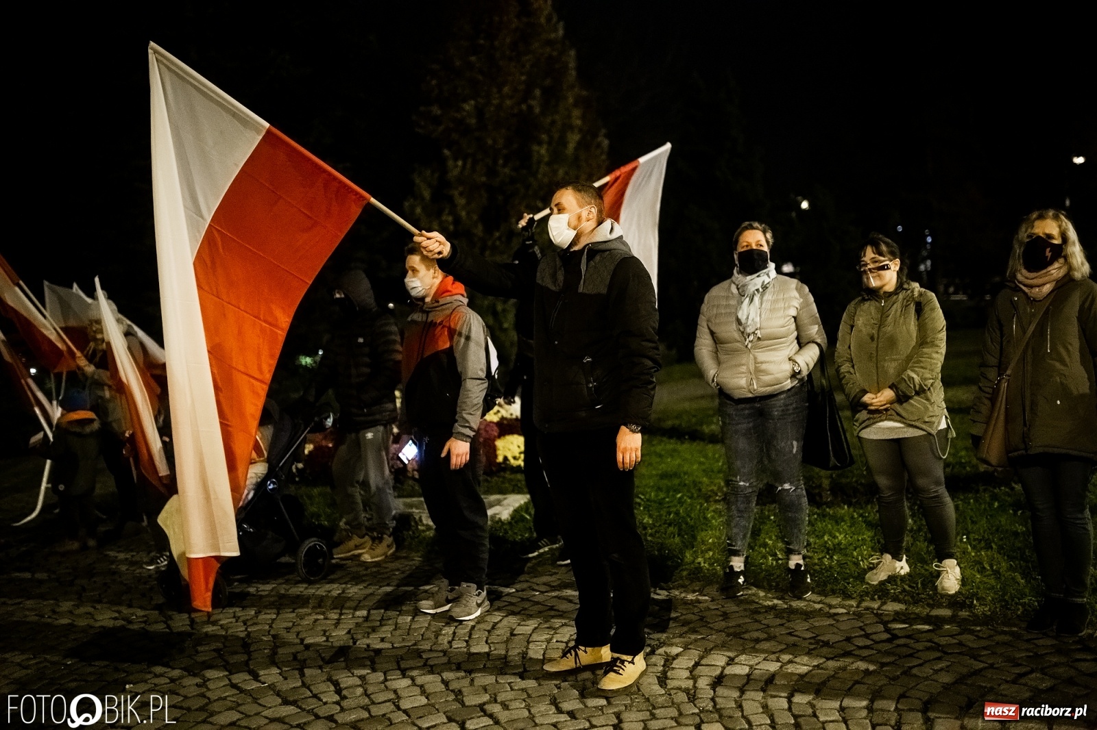 Zdjęcie w galerii na portalu naszraciborz.pl: Niemy krzyk, wielki hałas. Protesty w Raciborzu słabną [FOTO i WIDEO] wiadomości z regionu