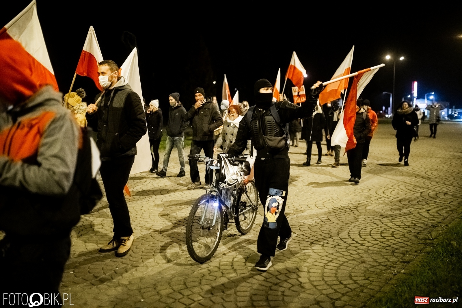 Zdjęcie w galerii na portalu naszraciborz.pl: Niemy krzyk, wielki hałas. Protesty w Raciborzu słabną [FOTO i WIDEO] wiadomości z regionu