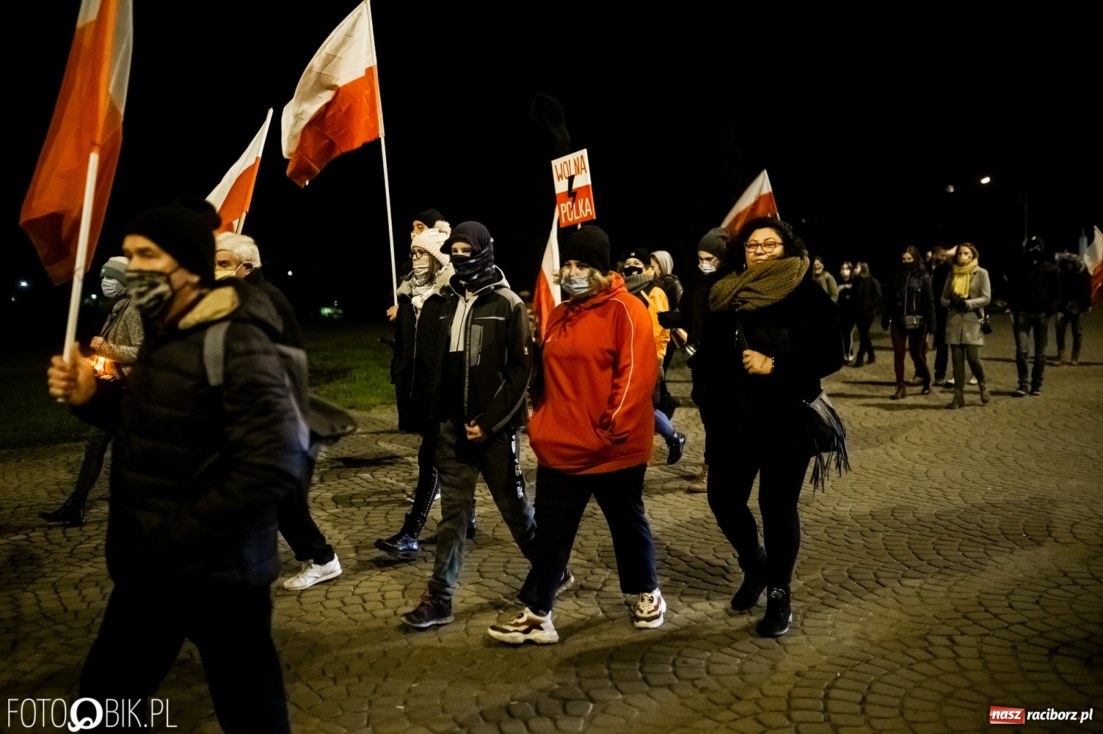 Zdjęcie w galerii na portalu naszraciborz.pl: Niemy krzyk, wielki hałas. Protesty w Raciborzu słabną [FOTO i WIDEO] wiadomości z regionu