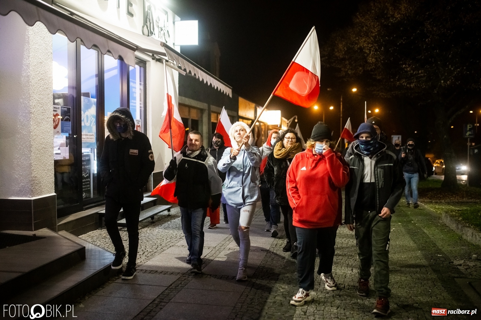 Zdjęcie w galerii na portalu naszraciborz.pl: Niemy krzyk, wielki hałas. Protesty w Raciborzu słabną [FOTO i WIDEO] wiadomości z regionu
