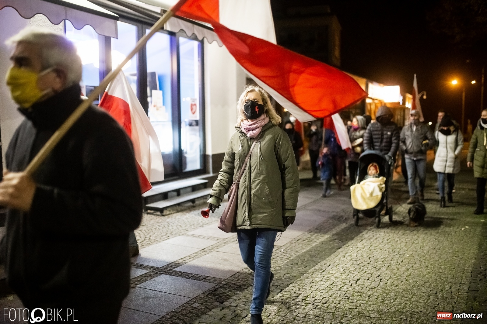 Zdjęcie w galerii na portalu naszraciborz.pl: Niemy krzyk, wielki hałas. Protesty w Raciborzu słabną [FOTO i WIDEO] wiadomości z regionu