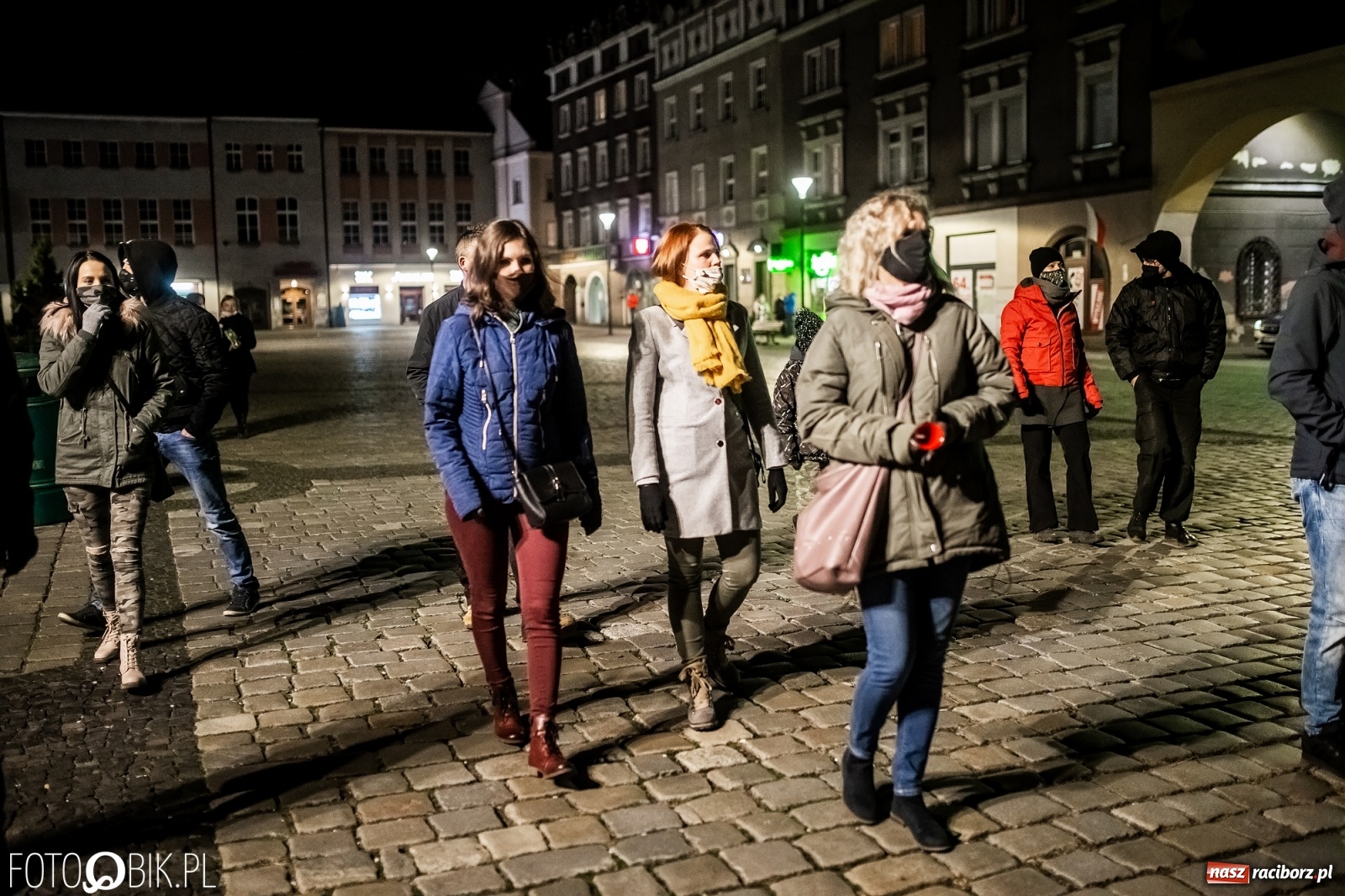 Zdjęcie w galerii na portalu naszraciborz.pl: Niemy krzyk, wielki hałas. Protesty w Raciborzu słabną [FOTO i WIDEO] wiadomości z regionu