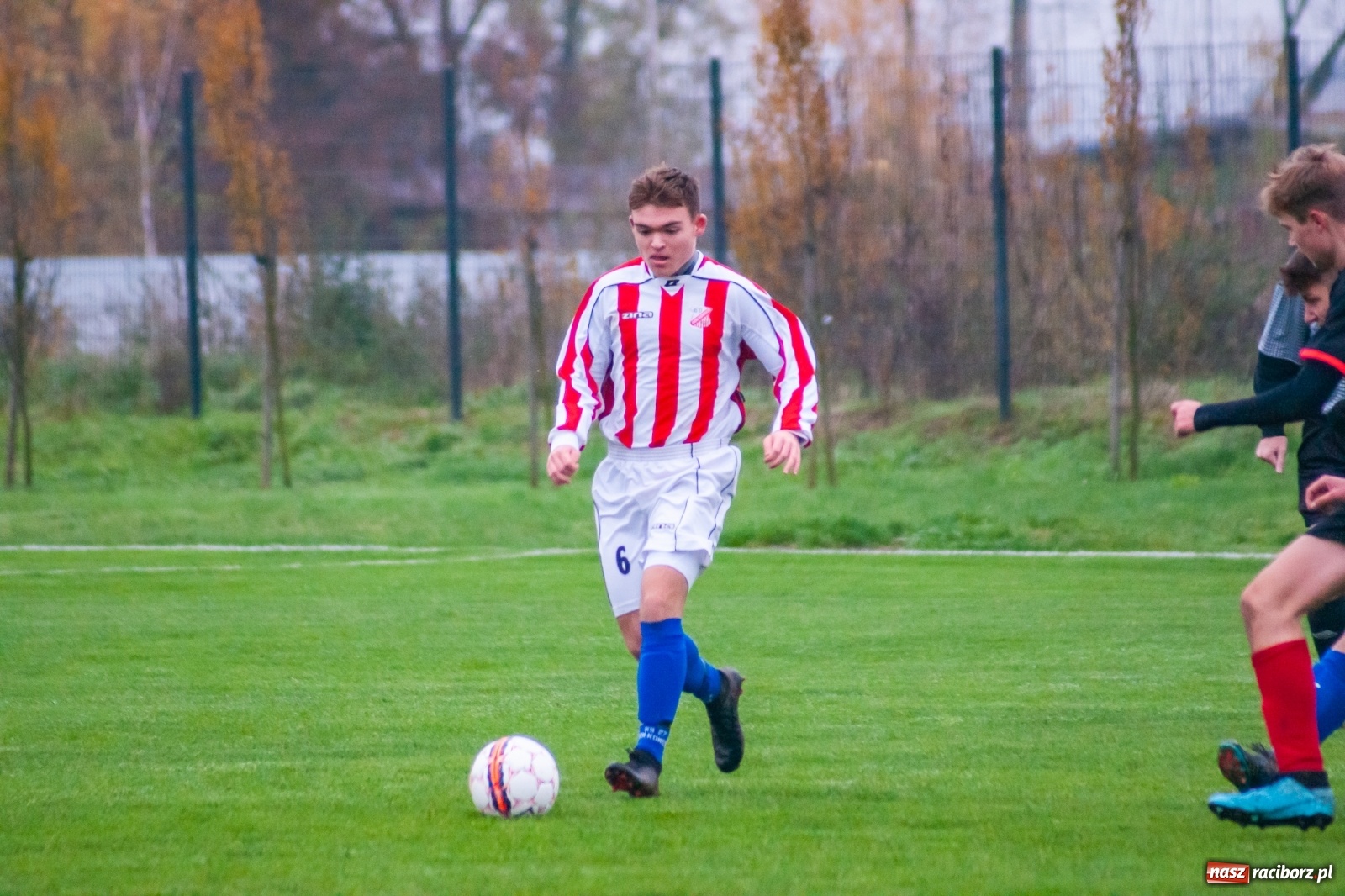 Zdjęcie w galerii na portalu naszraciborz.pl: Juniorzy starsi. Nieudana pogoń Gołkowic [FOTO i WIDEO] wiadomości z regionu