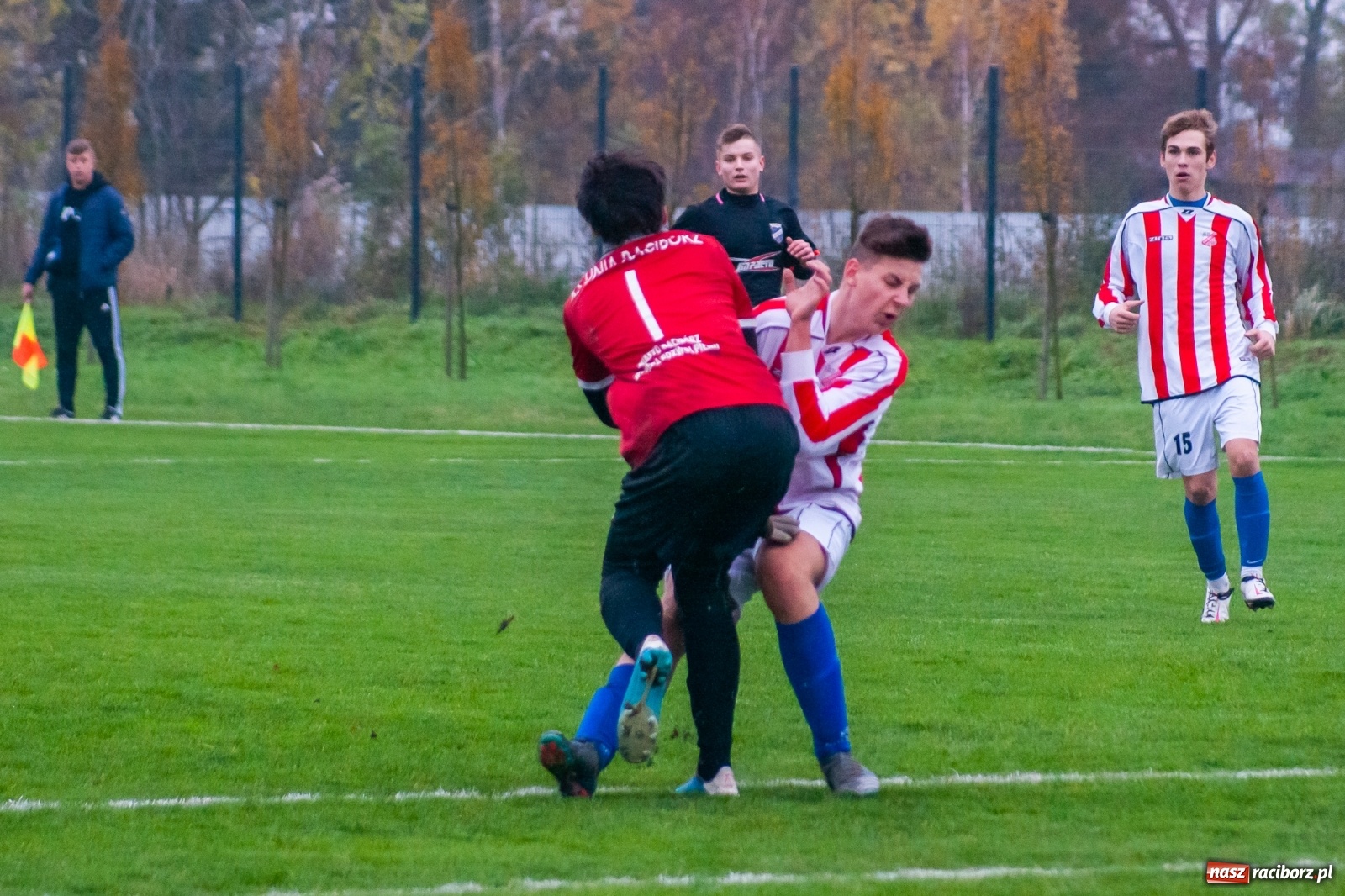 Zdjęcie w galerii na portalu naszraciborz.pl: Juniorzy starsi. Nieudana pogoń Gołkowic [FOTO i WIDEO] wiadomości z regionu