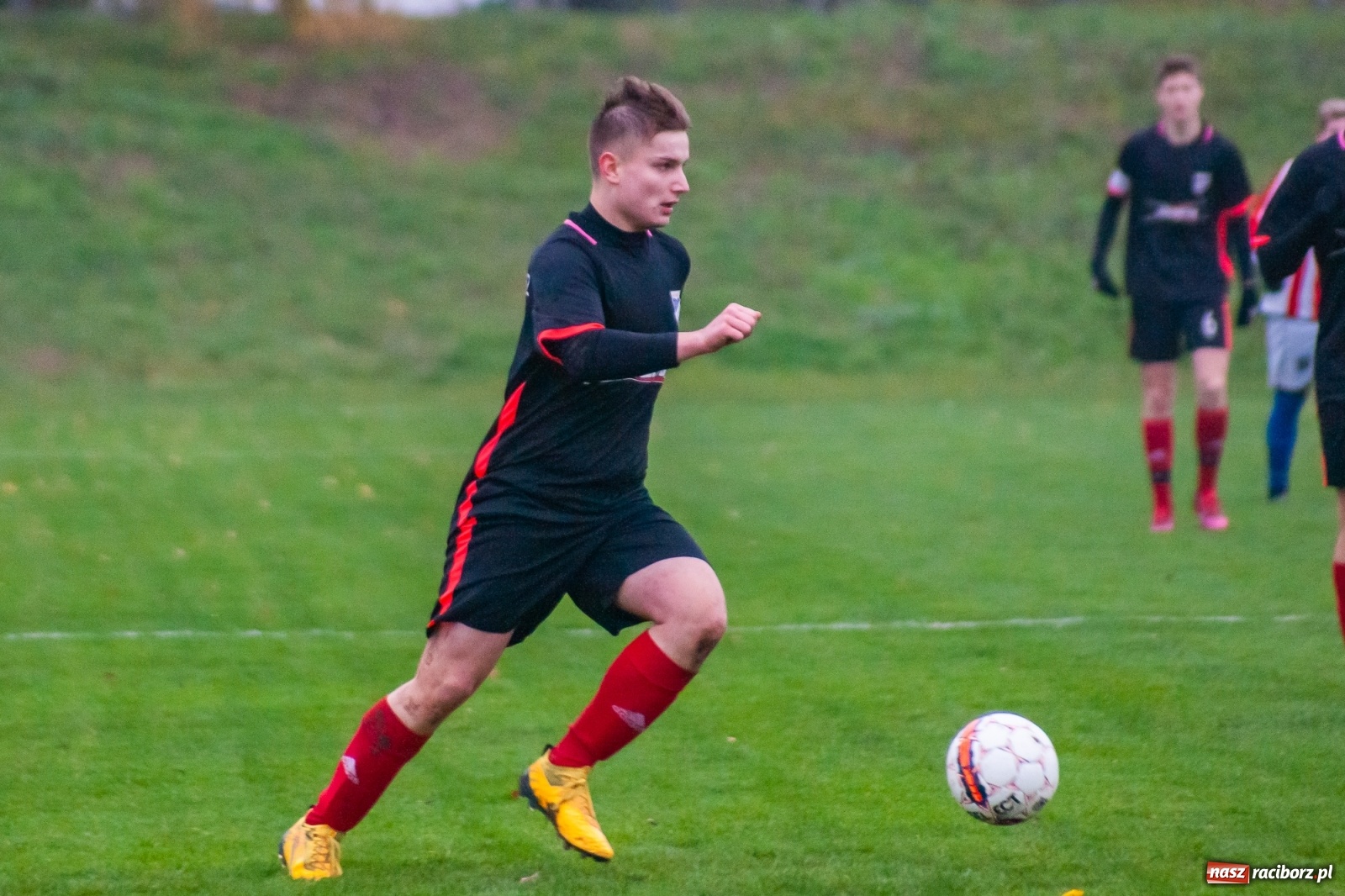 Zdjęcie w galerii na portalu naszraciborz.pl: Juniorzy starsi. Nieudana pogoń Gołkowic [FOTO i WIDEO] wiadomości z regionu