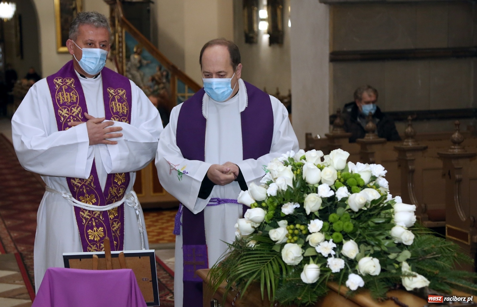 Zdjęcie w galerii na portalu naszraciborz.pl: Racibórz pożegnał ks. Krzysztofa Niebudka  wiadomości z regionu