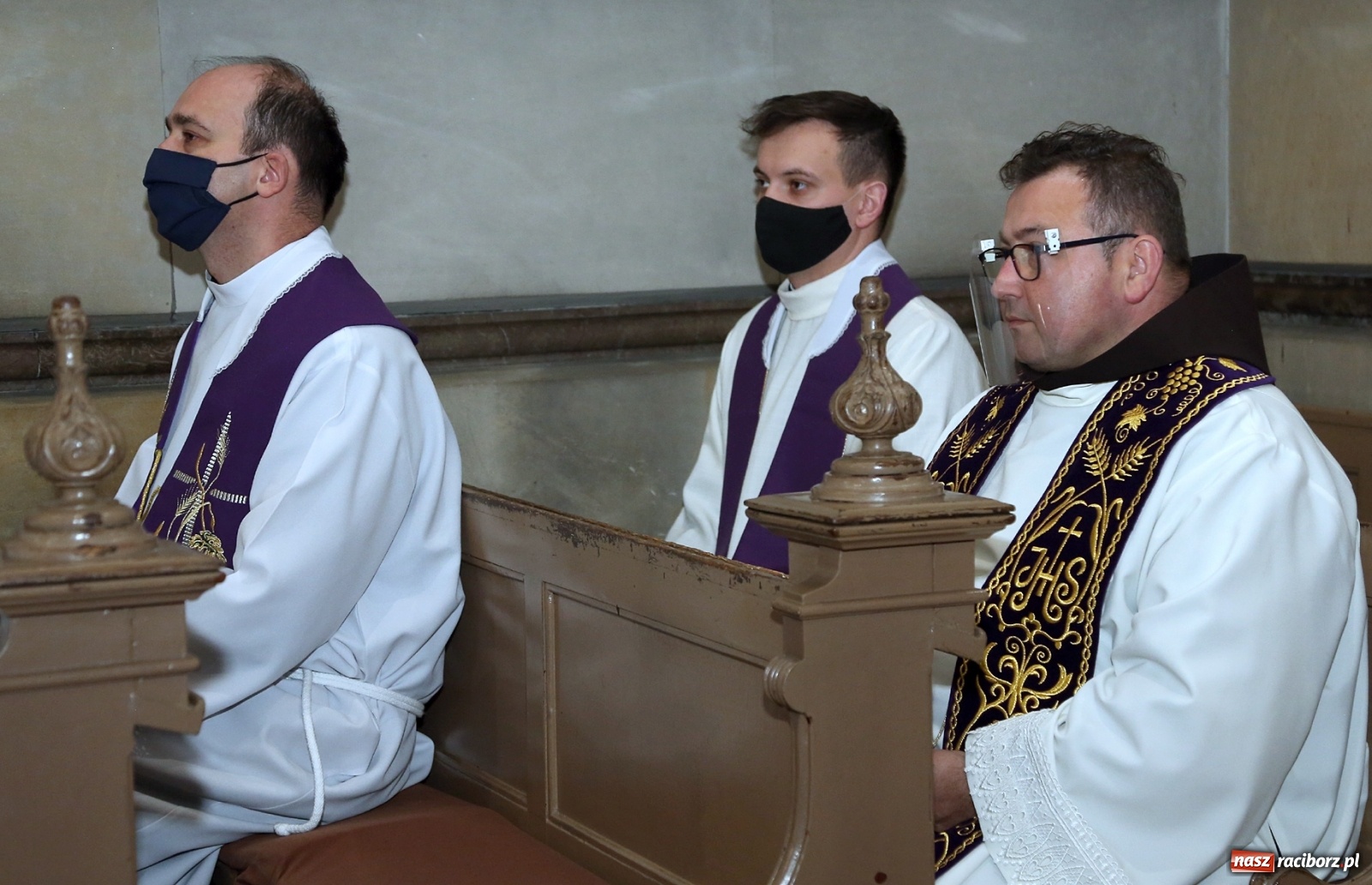 Zdjęcie w galerii na portalu naszraciborz.pl: Racibórz pożegnał ks. Krzysztofa Niebudka  wiadomości z regionu