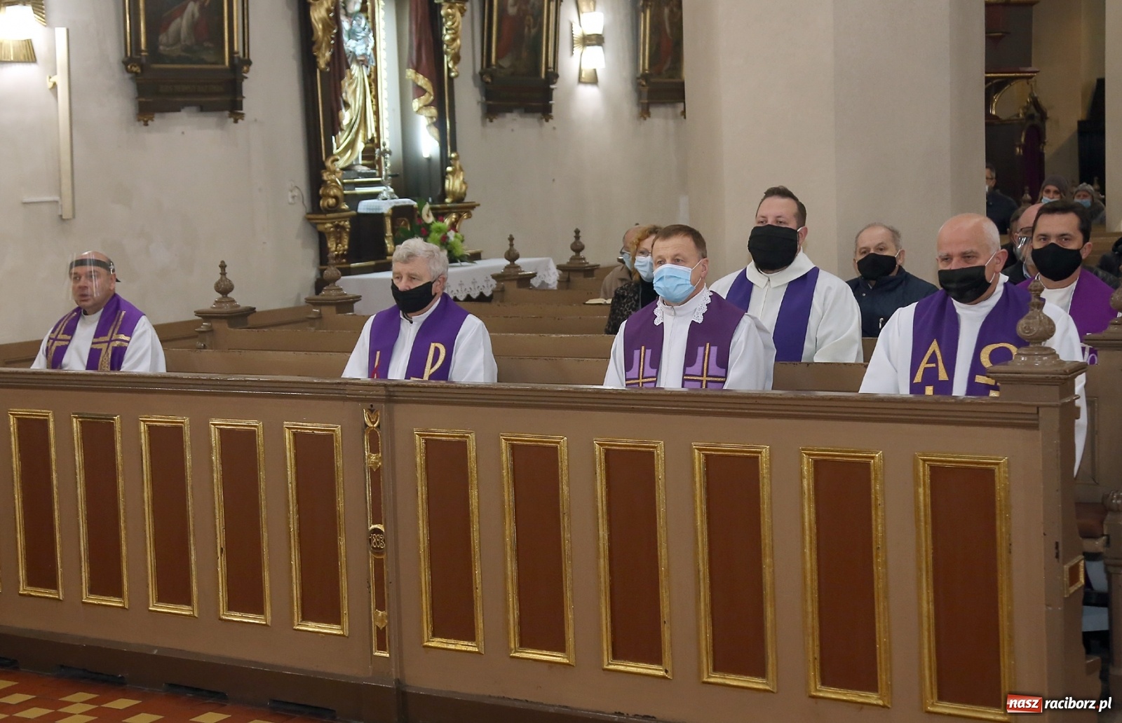 Zdjęcie w galerii na portalu naszraciborz.pl: Racibórz pożegnał ks. Krzysztofa Niebudka  wiadomości z regionu