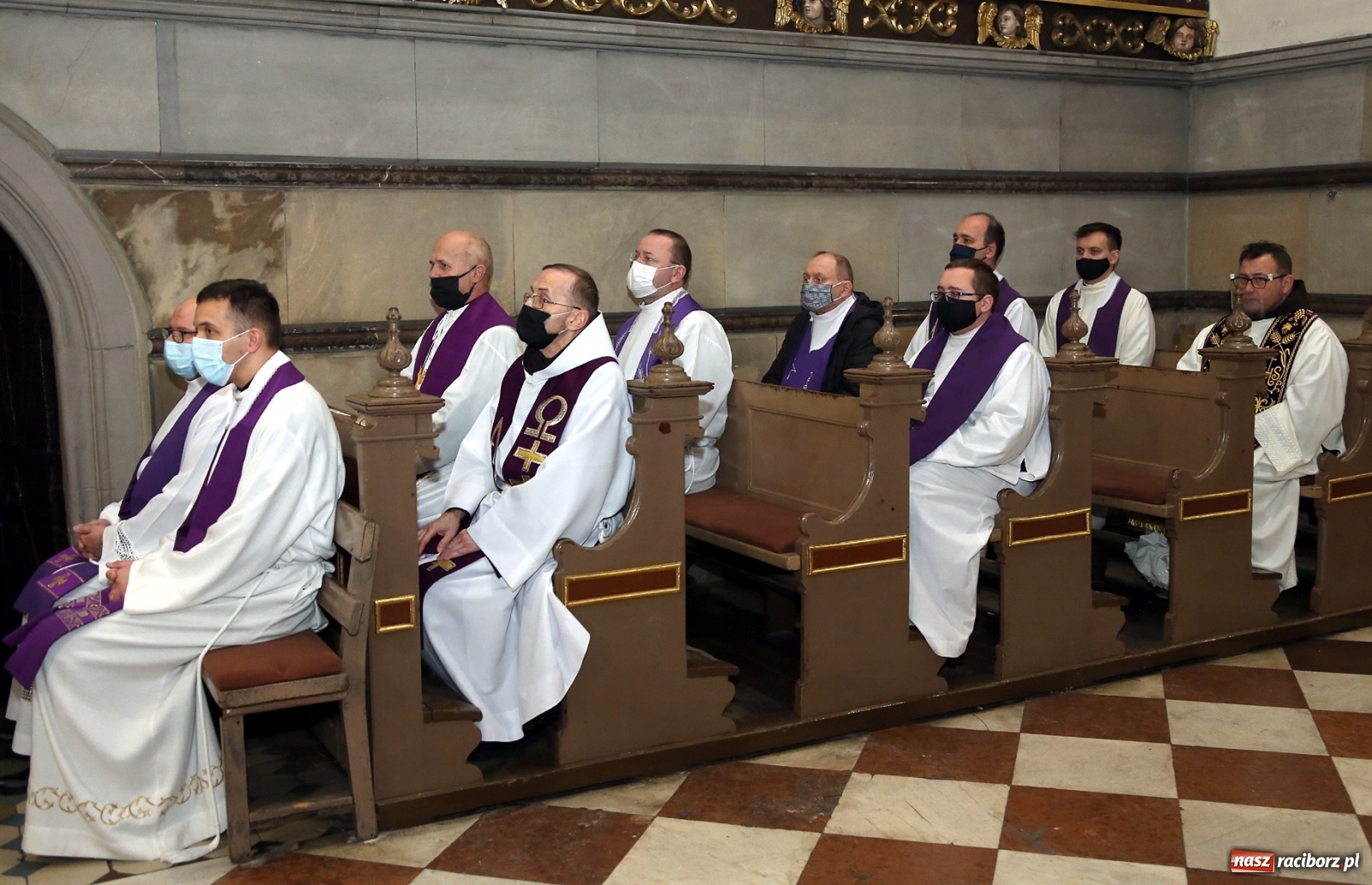 Zdjęcie w galerii na portalu naszraciborz.pl: Racibórz pożegnał ks. Krzysztofa Niebudka  wiadomości z regionu