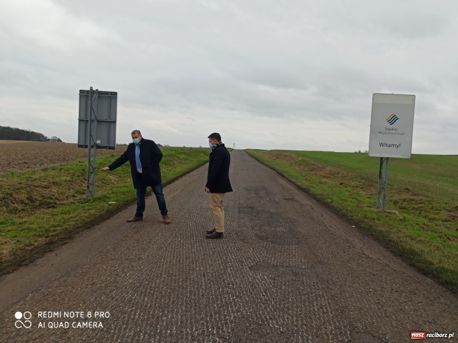 Zdjęcie w galerii na portalu naszraciborz.pl: Prosto z powiatu. Inwestycje, konsultacje i chryzantemy  wiadomości z regionu