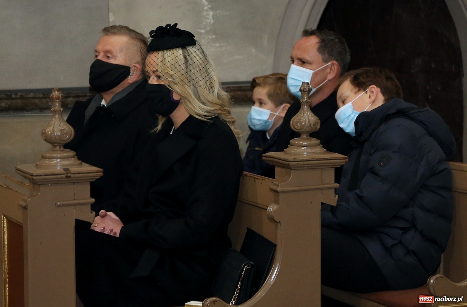 Zdjęcie w galerii na portalu naszraciborz.pl: Dziś pożegnano śp. Mariannę Halinę Korzonek wiadomości z regionu