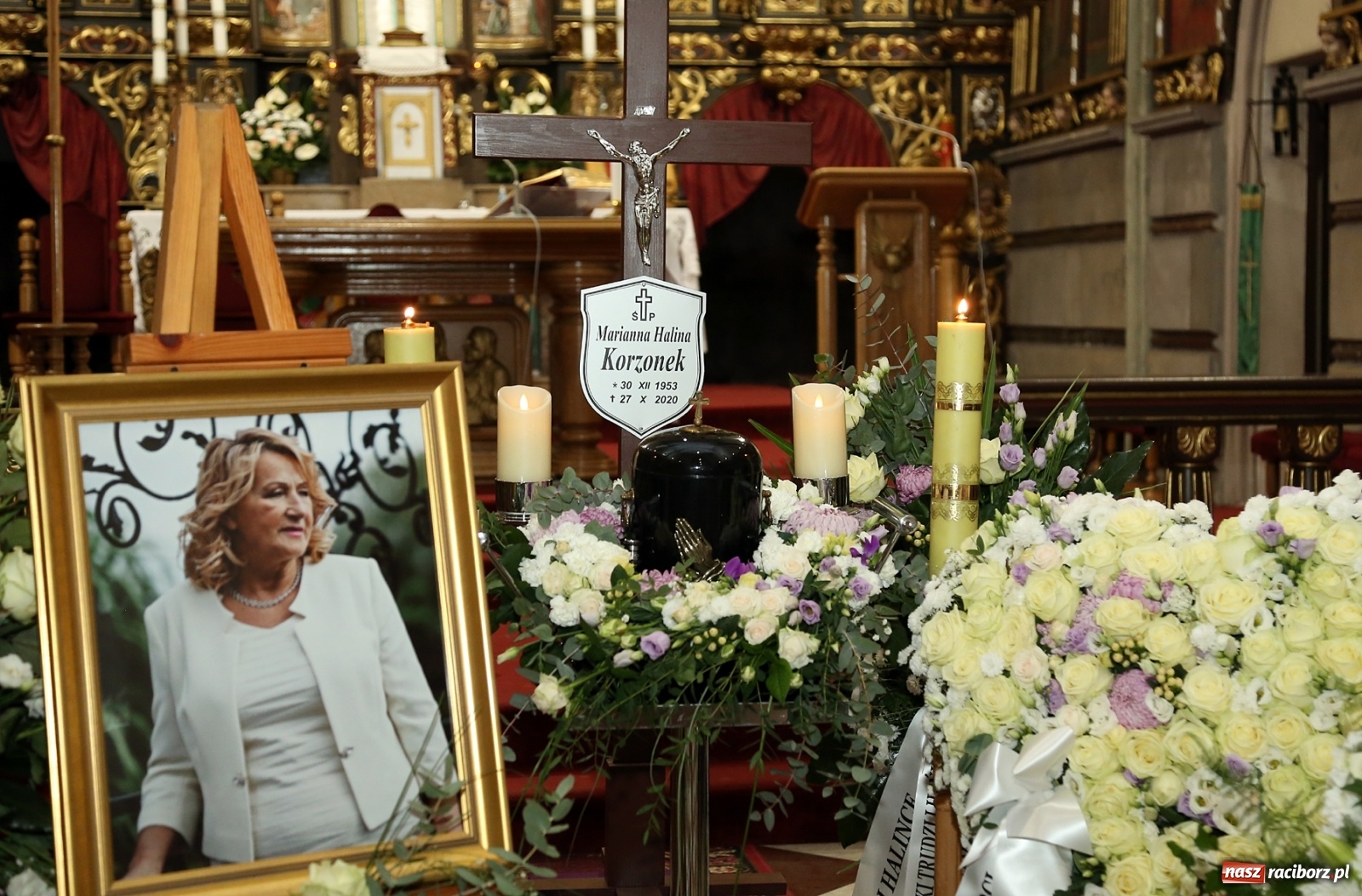 Zdjęcie w galerii na portalu naszraciborz.pl: Dziś pożegnano śp. Mariannę Halinę Korzonek wiadomości z regionu