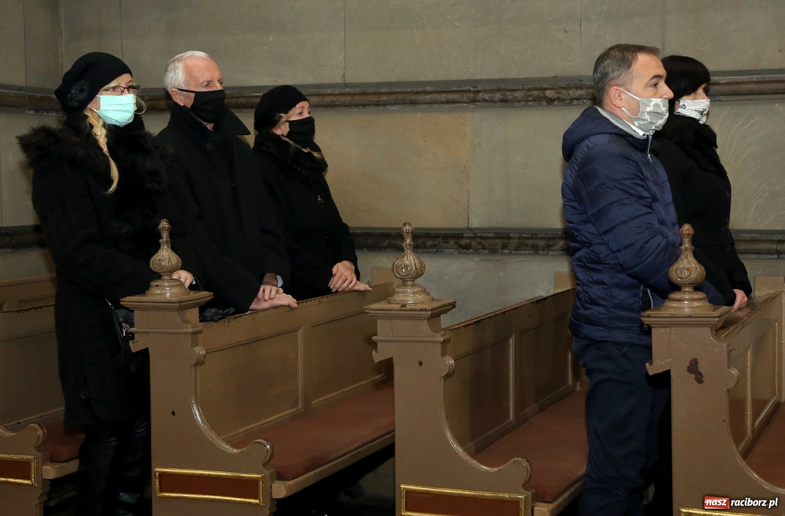 Zdjęcie w galerii na portalu naszraciborz.pl: Dziś pożegnano śp. Mariannę Halinę Korzonek wiadomości z regionu