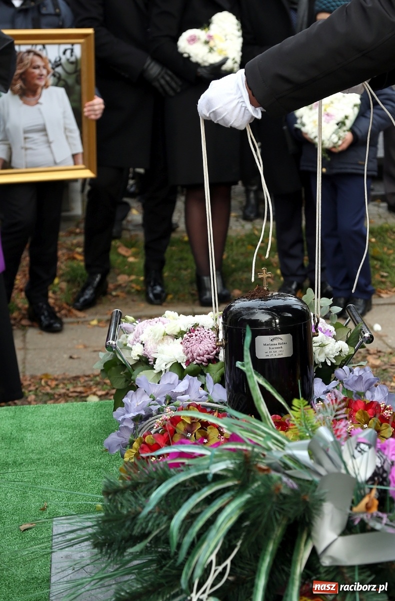 Zdjęcie w galerii na portalu naszraciborz.pl: Dziś pożegnano śp. Mariannę Halinę Korzonek wiadomości z regionu