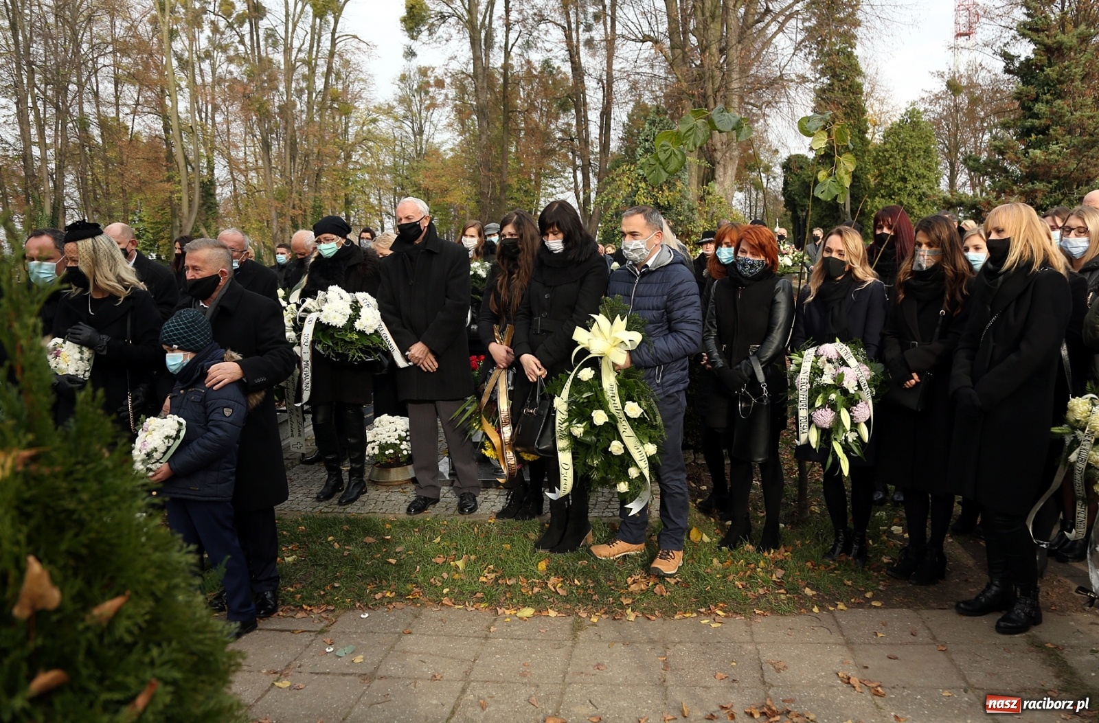 Zdjęcie w galerii na portalu naszraciborz.pl: Dziś pożegnano śp. Mariannę Halinę Korzonek wiadomości z regionu