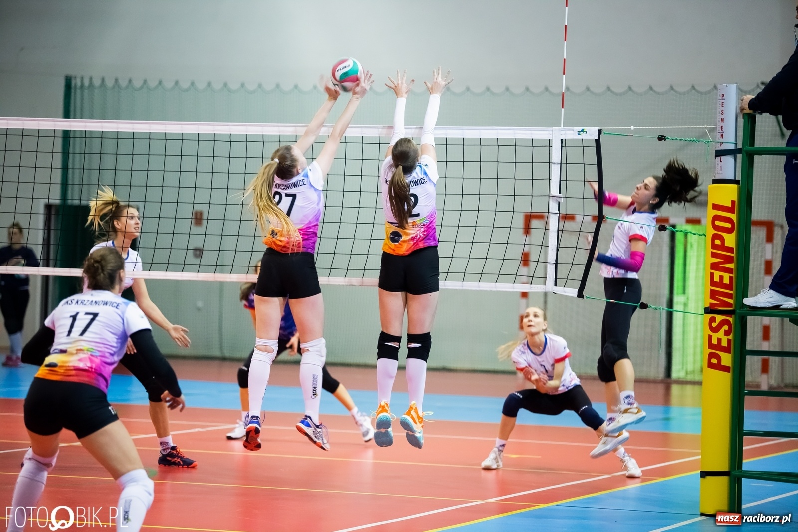 Zdjęcie w galerii na portalu naszraciborz.pl: Siatkarki Krzanowic bez szans w starciu z liderem [FOTO] wiadomości z regionu