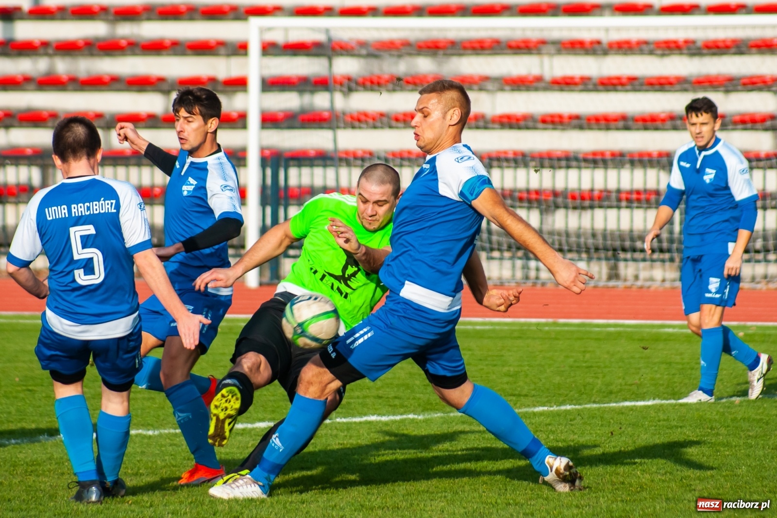 Zdjęcie w galerii na portalu naszraciborz.pl: Starcie Unii i Tworkowa poniżej oczekiwań [FOTO i WIDEO] wiadomości z regionu
