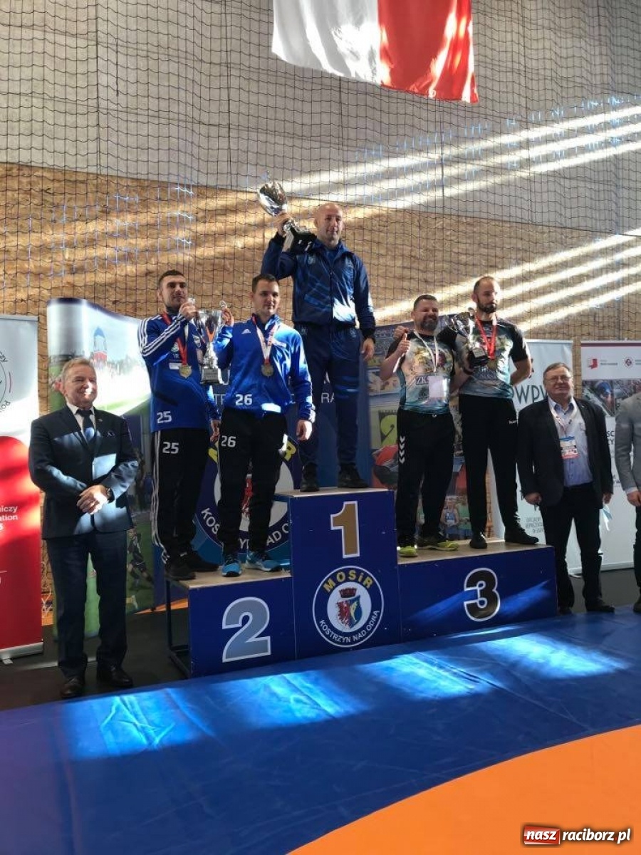 Zdjęcie w galerii na portalu naszraciborz.pl: Młodzi zapaśnicy Unii Racibórz tworzą historię wiadomości z regionu